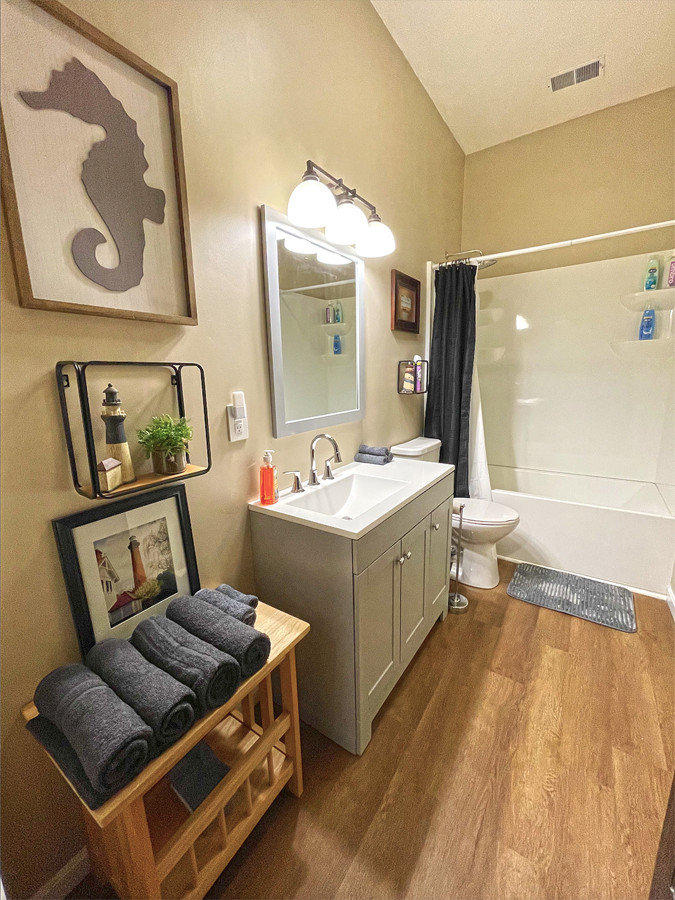 Harbor Master | 2 Bedroom Waterfront on Ohio River