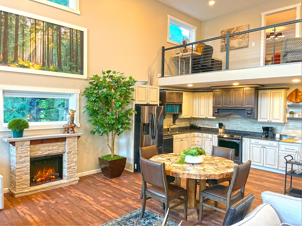 Towering Pines Villa w/ Hot Tub & Rooftop Terrace