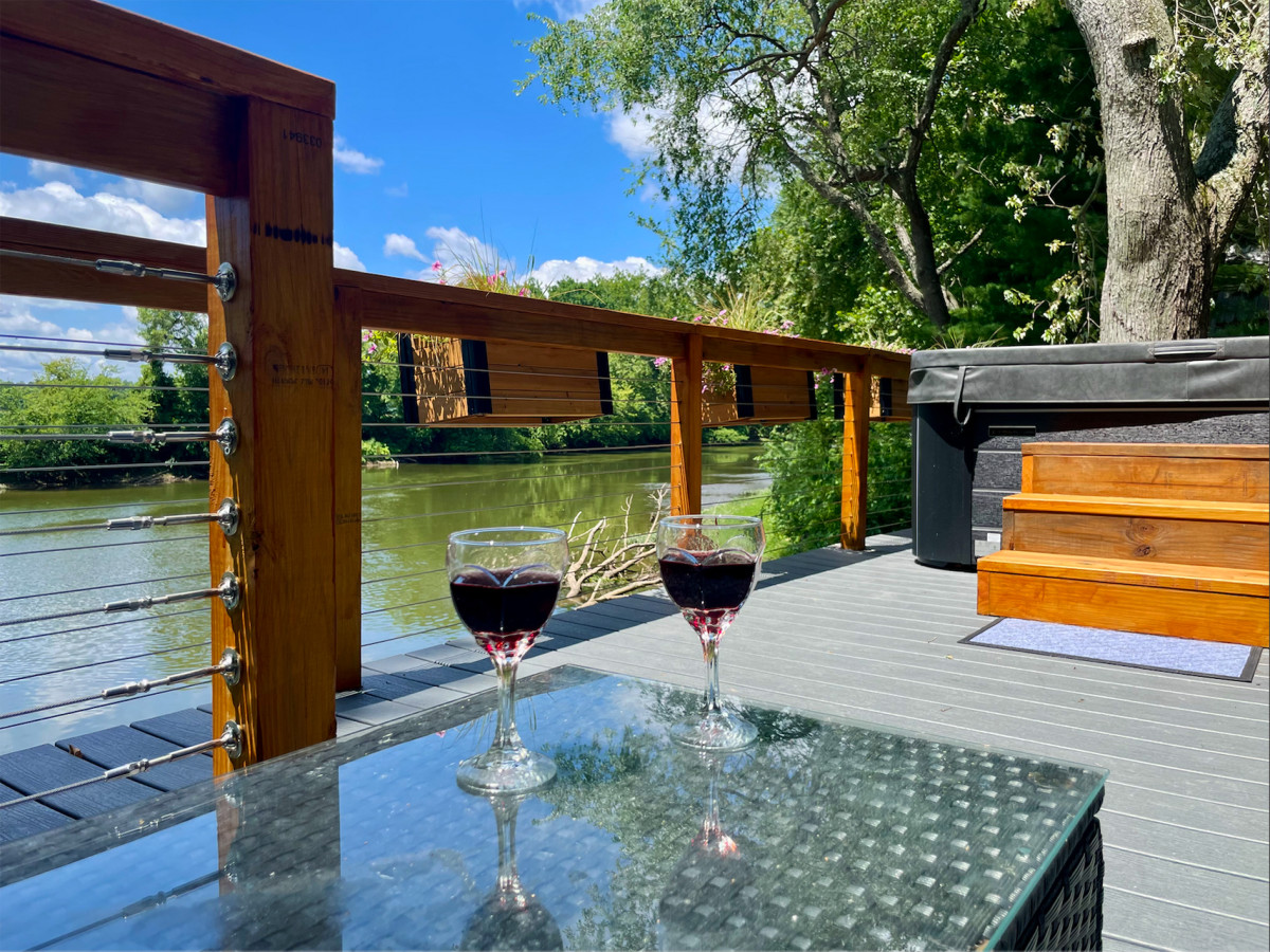Towering Pines Villa w/ Hot Tub & Rooftop Terrace