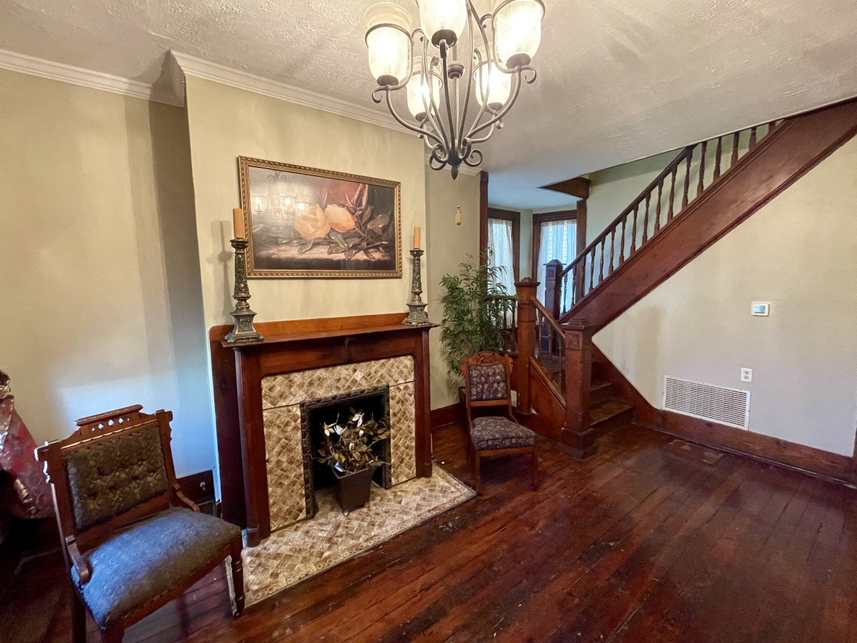 Historic Harmar House