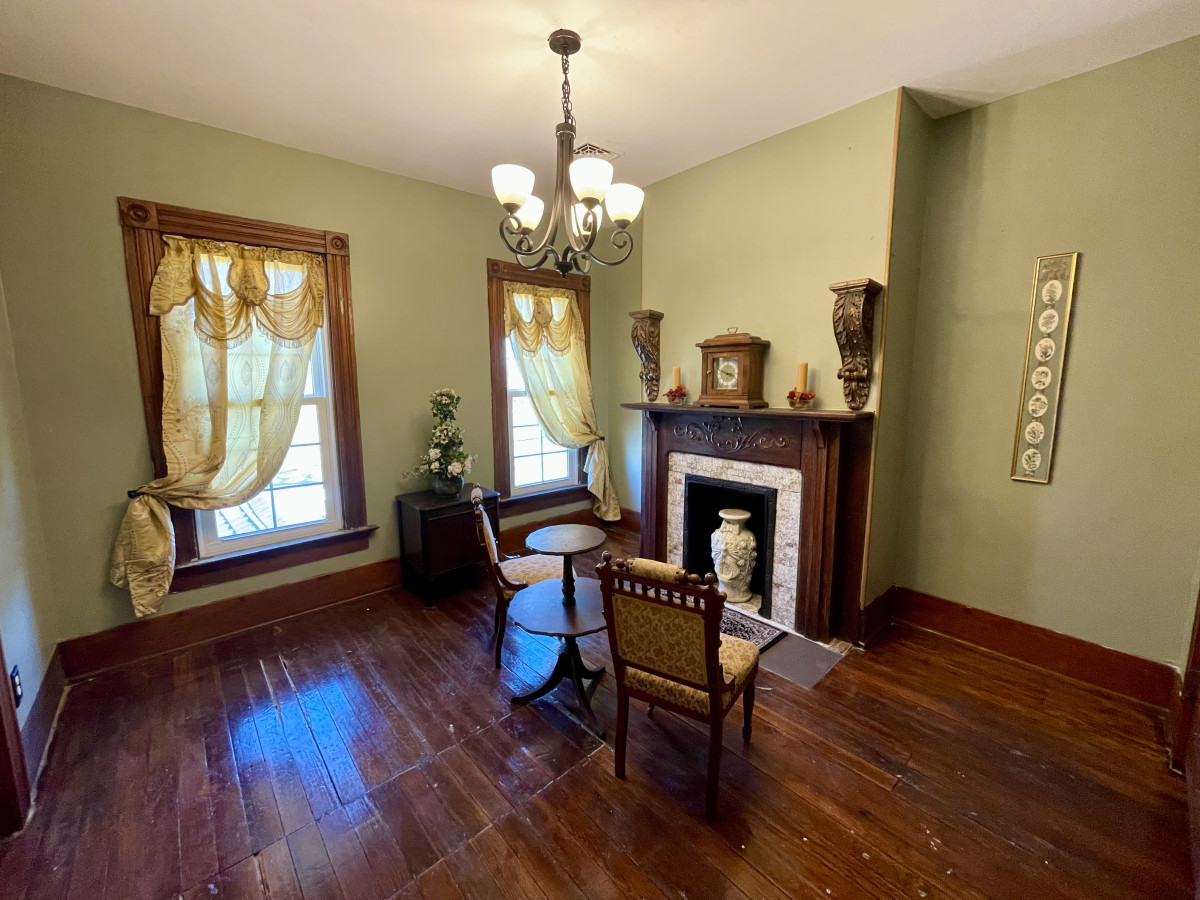 Historic Harmar House