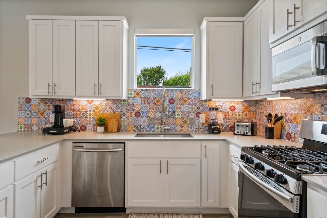 3BR Austin Escape | Private Cowboy Pool & Casita 5