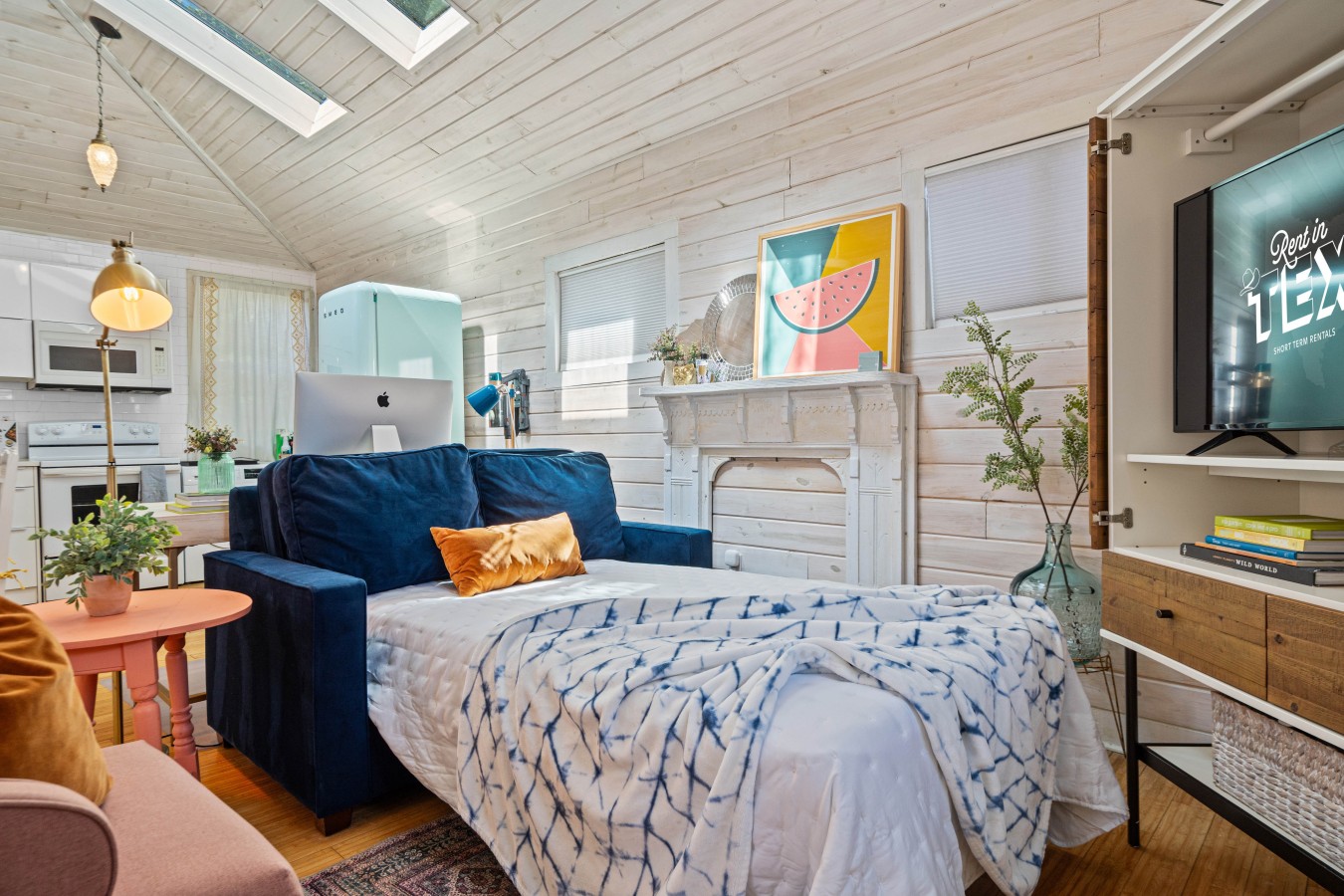 East Austin Studio | Near UT, Downtown & Mueller 2