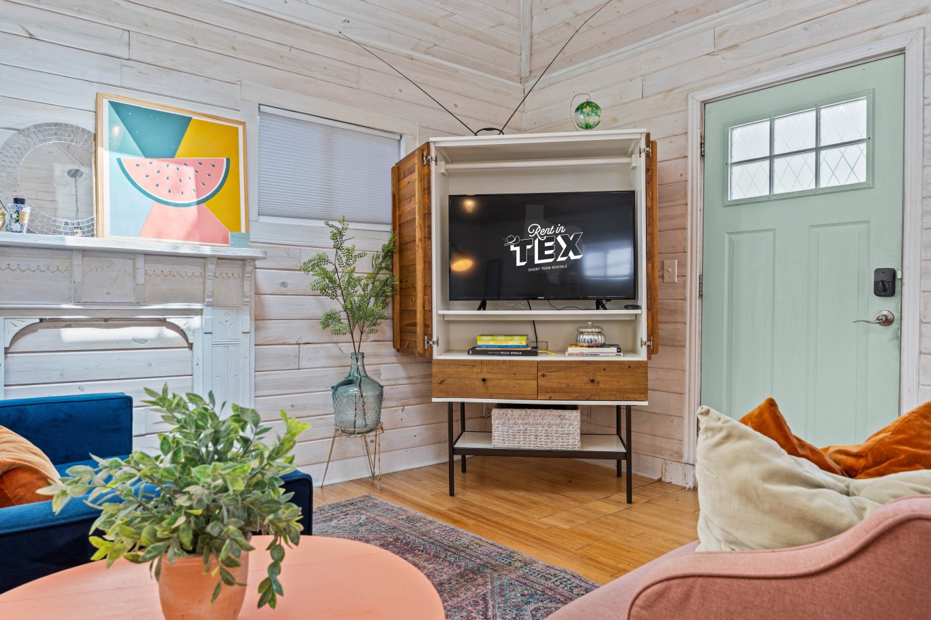 East Austin Studio | Near UT, Downtown & Mueller