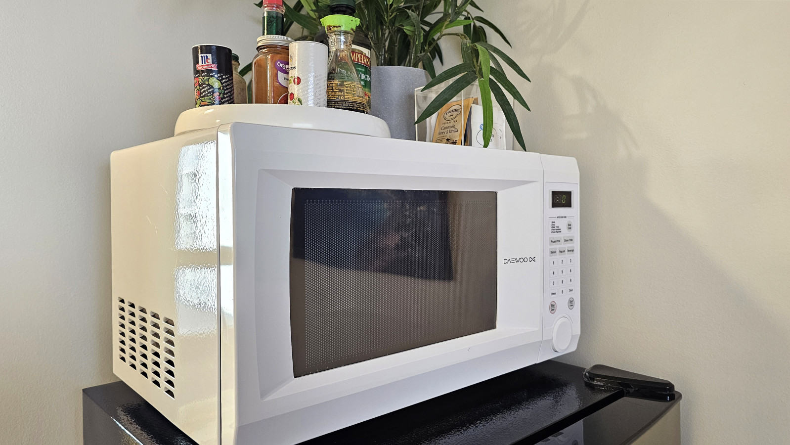 WGH 422 · Suite 422 at The Waikiki Grand | Photo 13