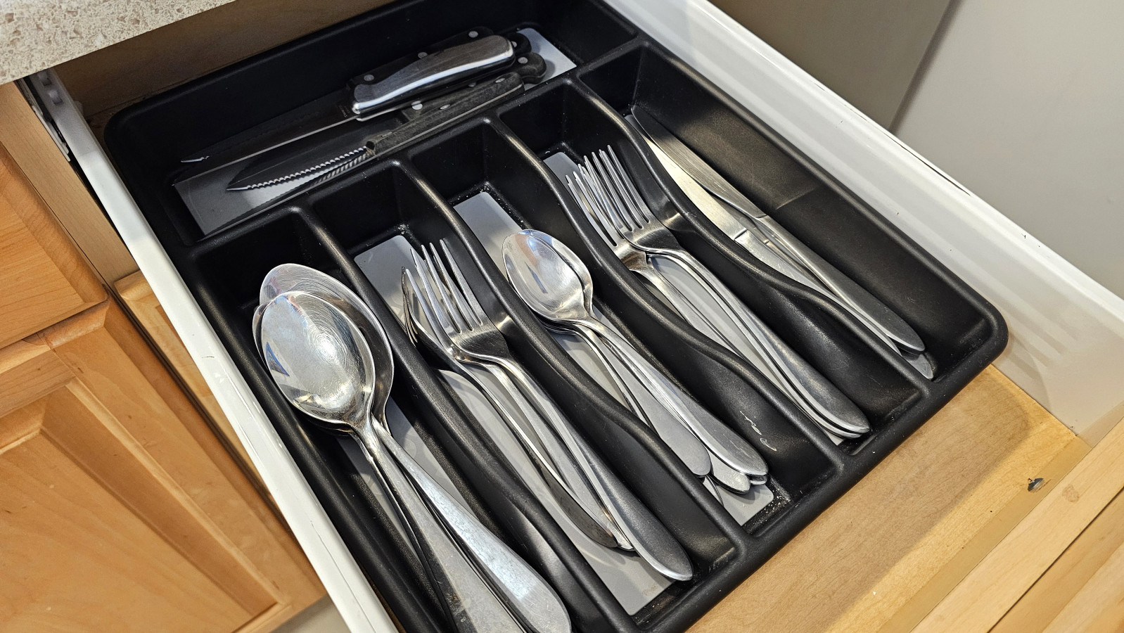 WGH 422 · Suite 422 at The Waikiki Grand | Photo 18