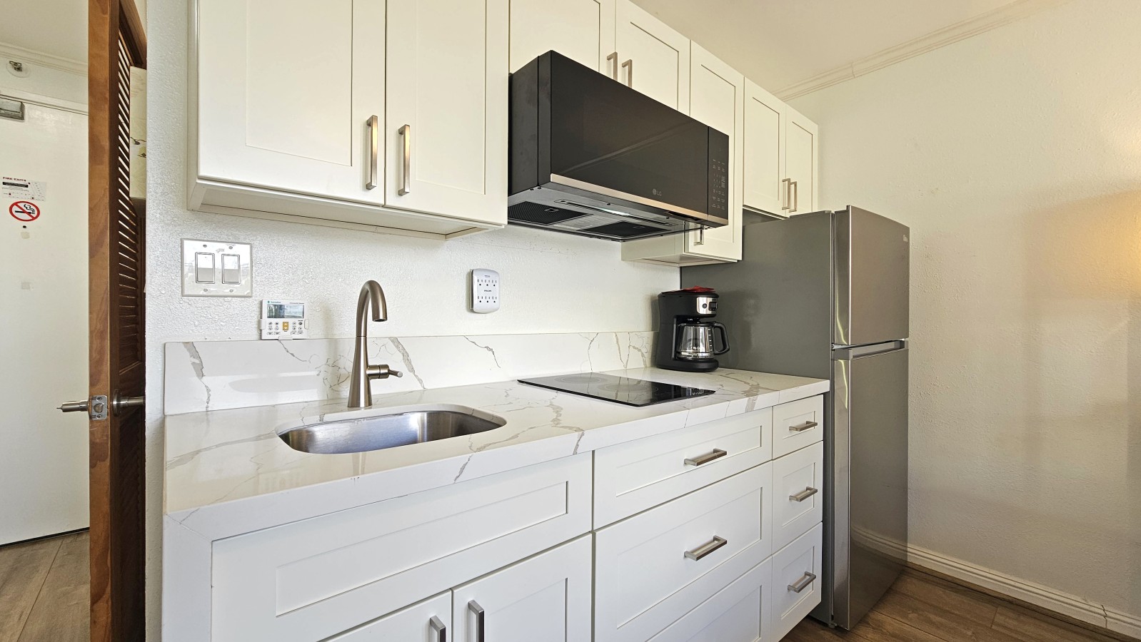 interior kitchen1.1