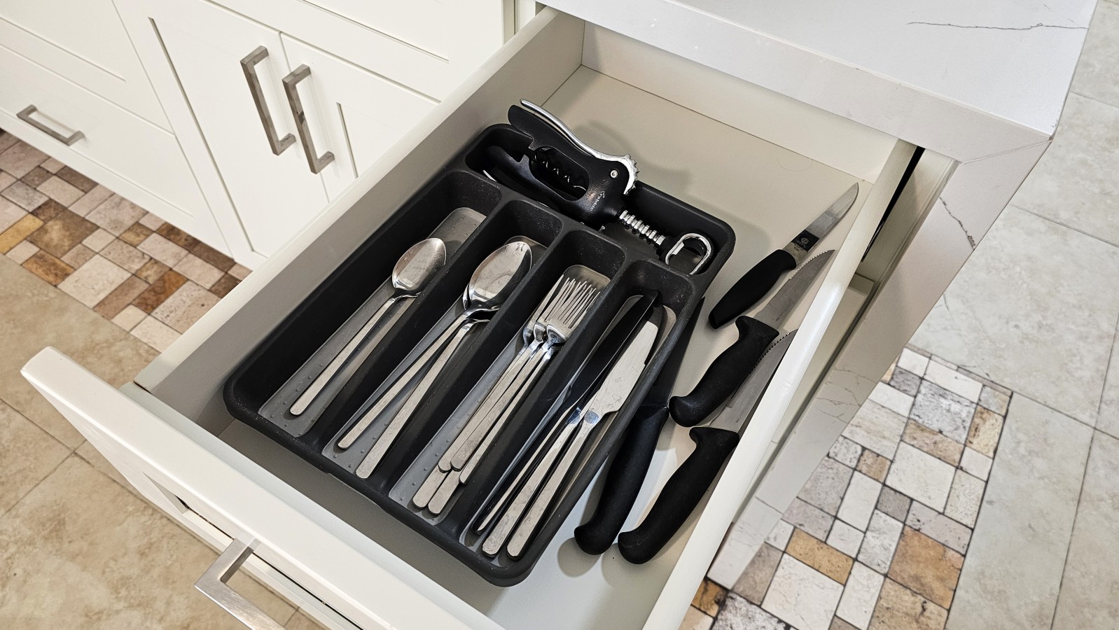 interior kitchen items4