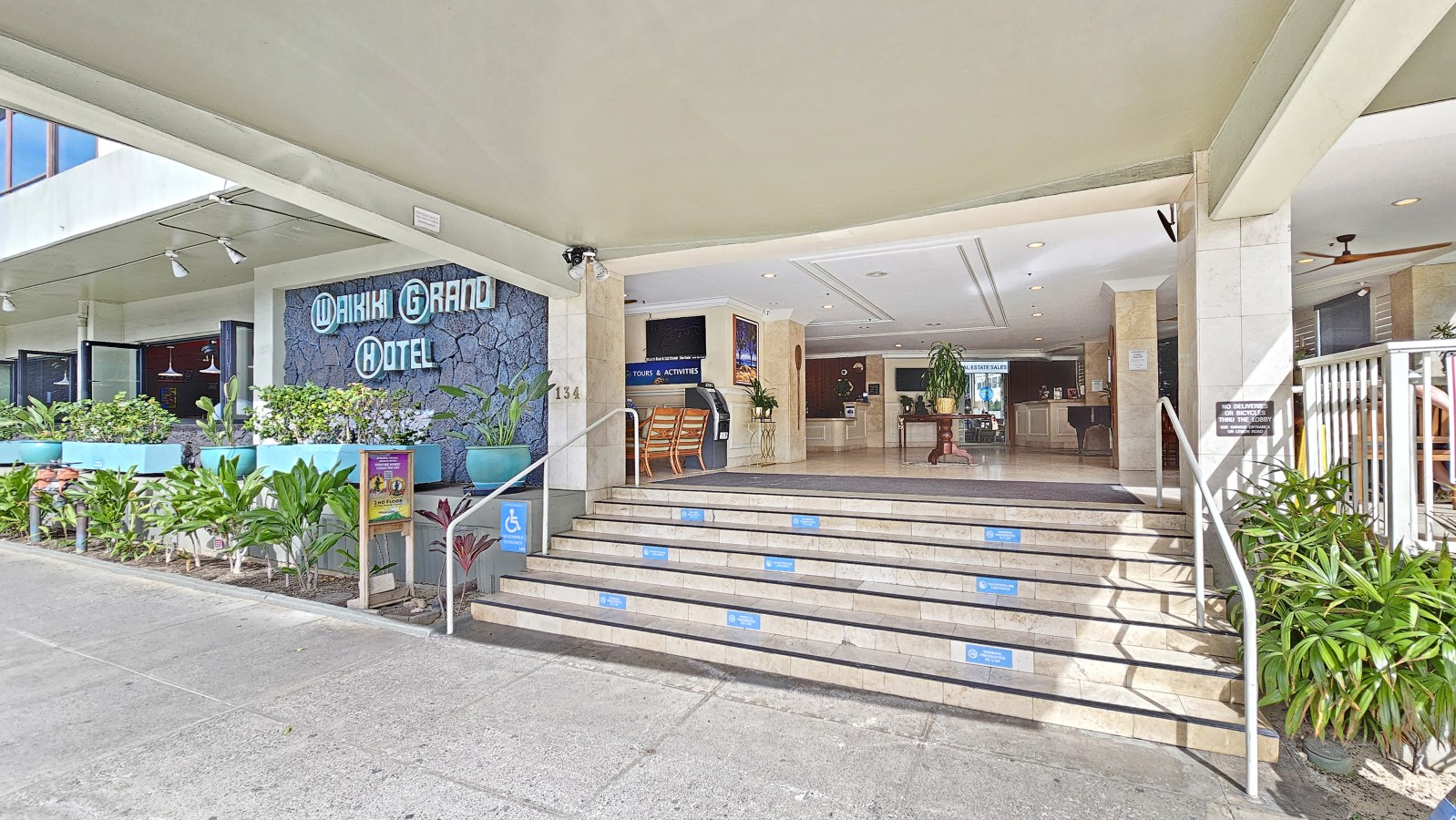 exterior street side stairs