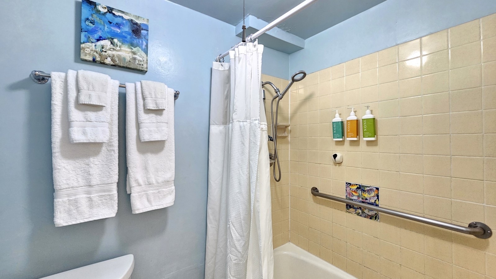 interior bathroom1.2