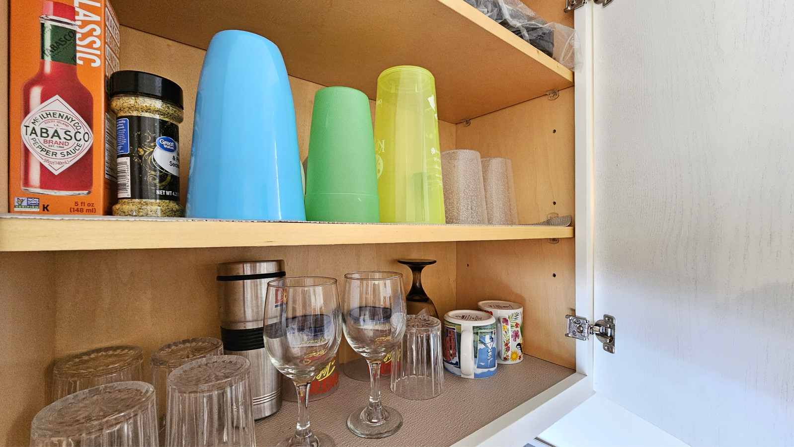 WGH 922 · 9th Floor Spacious Studio | Photo 16