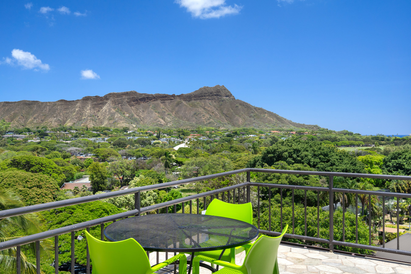 WGH 612 · Suite 612 at The Waikiki Grand | Photo 38