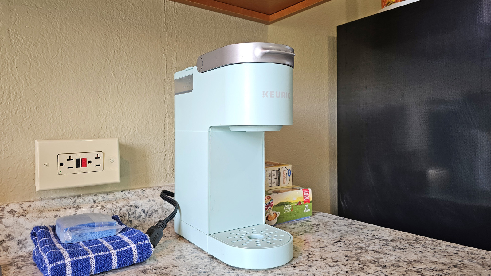 WGH 214 2nd Floor 20' from Hula's Bar & Lei Stand | Photo 15