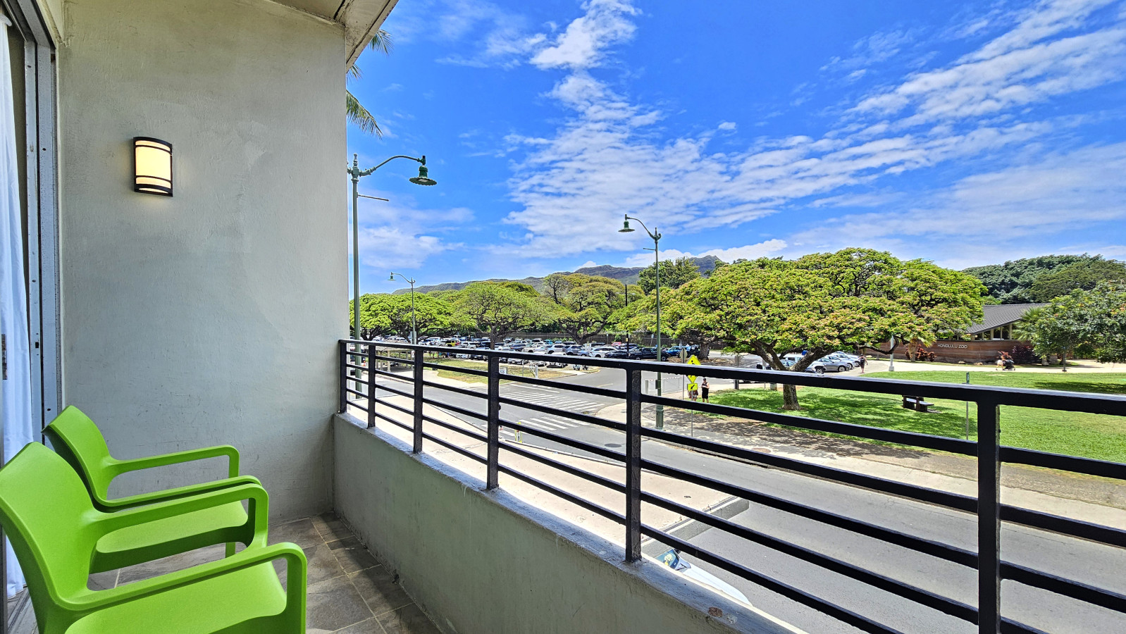 WGH 214 2nd Floor 20' from Hula's Bar & Lei Stand | Photo 4