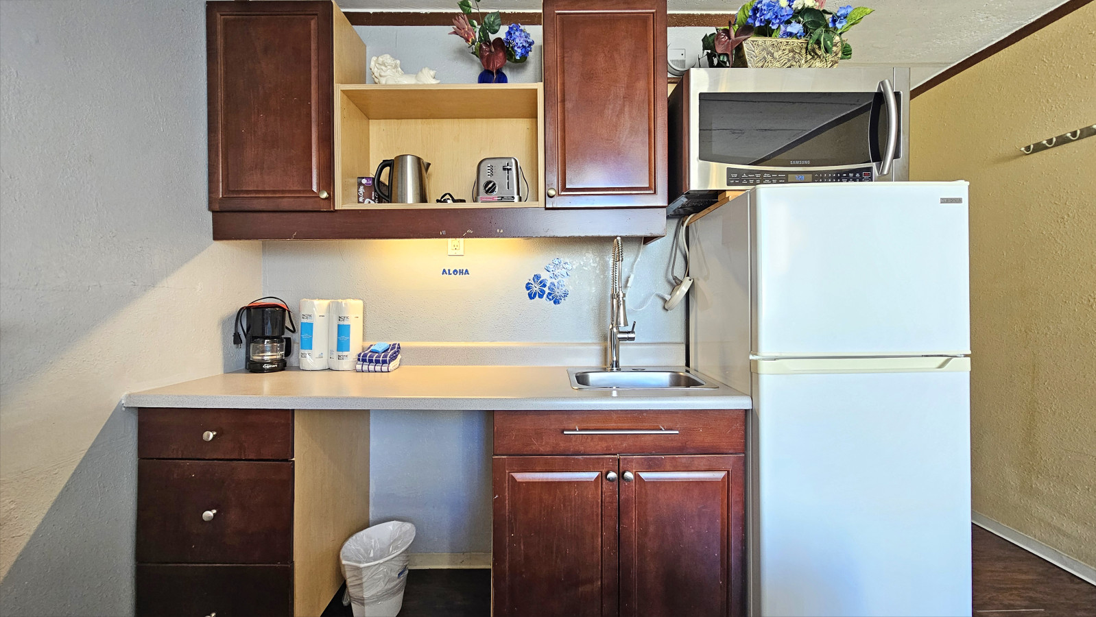 WGH 705 Cozy Queen Bed Studio | Photo 11