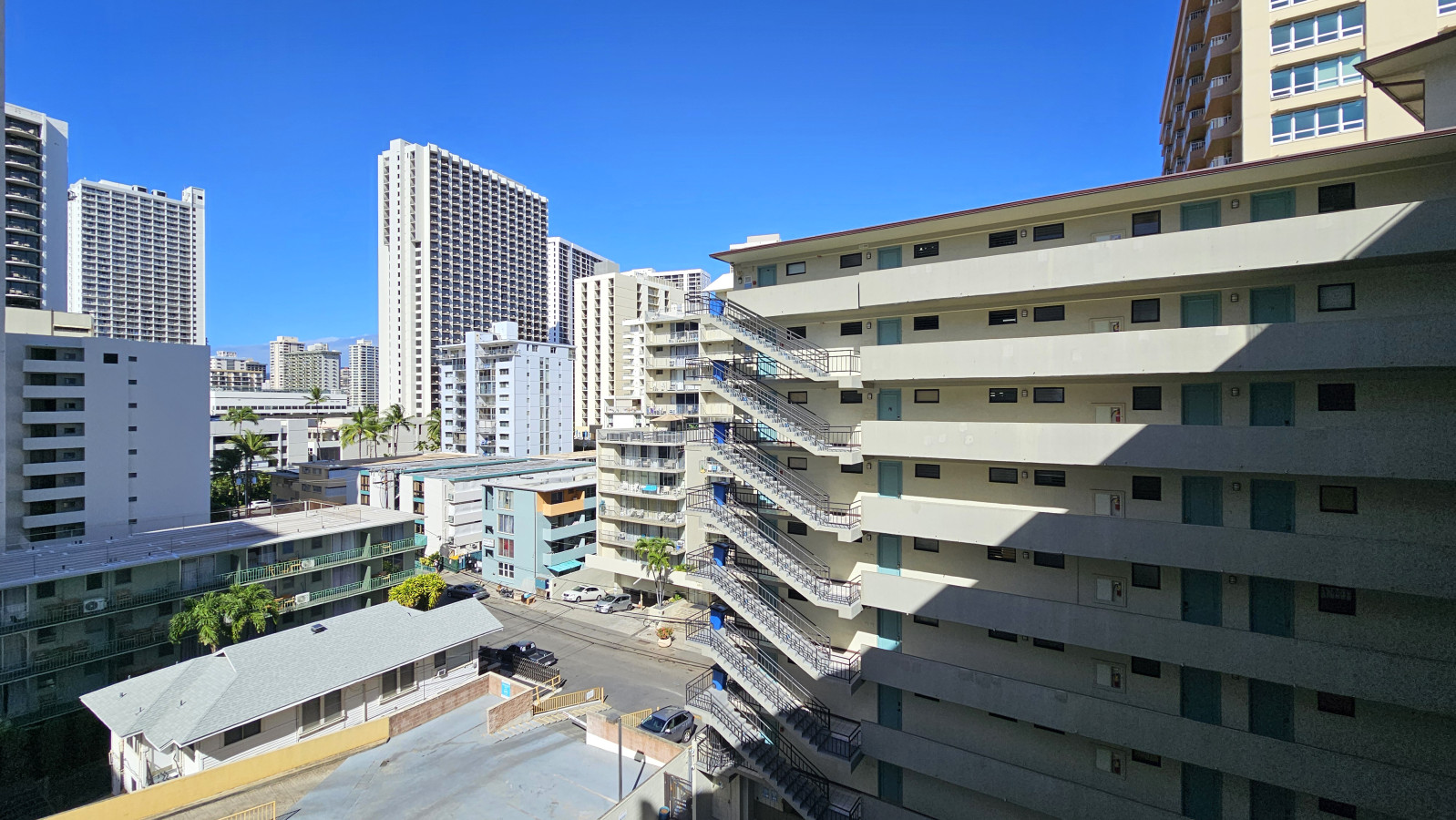 WGH 705 Cozy Queen Bed Studio | Photo 10