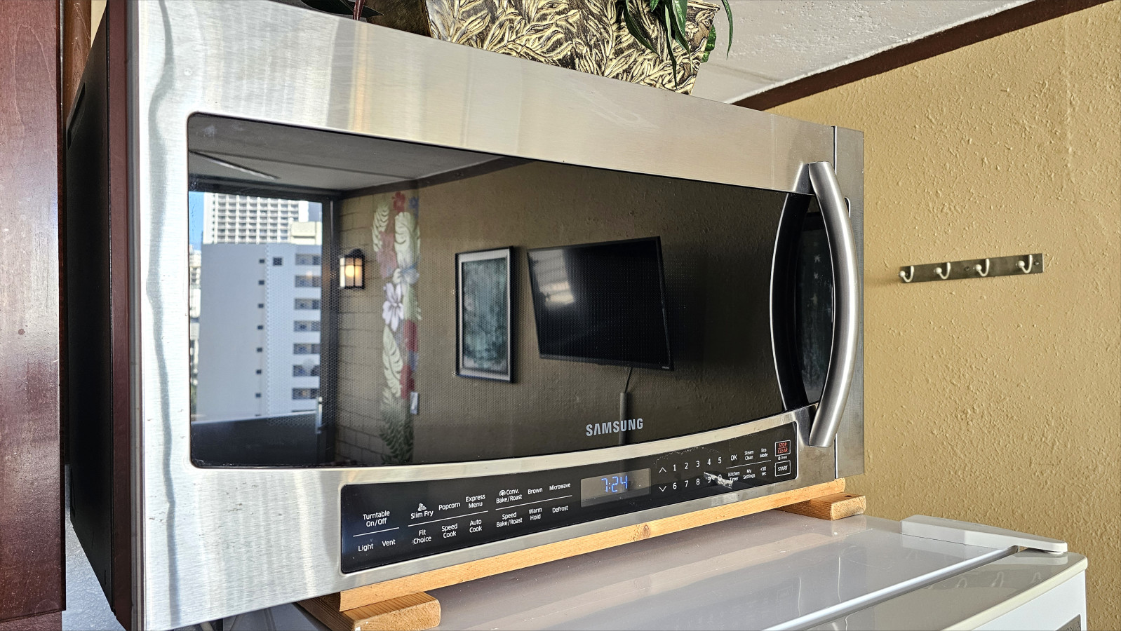 WGH 705 Cozy Queen Bed Studio | Photo 14