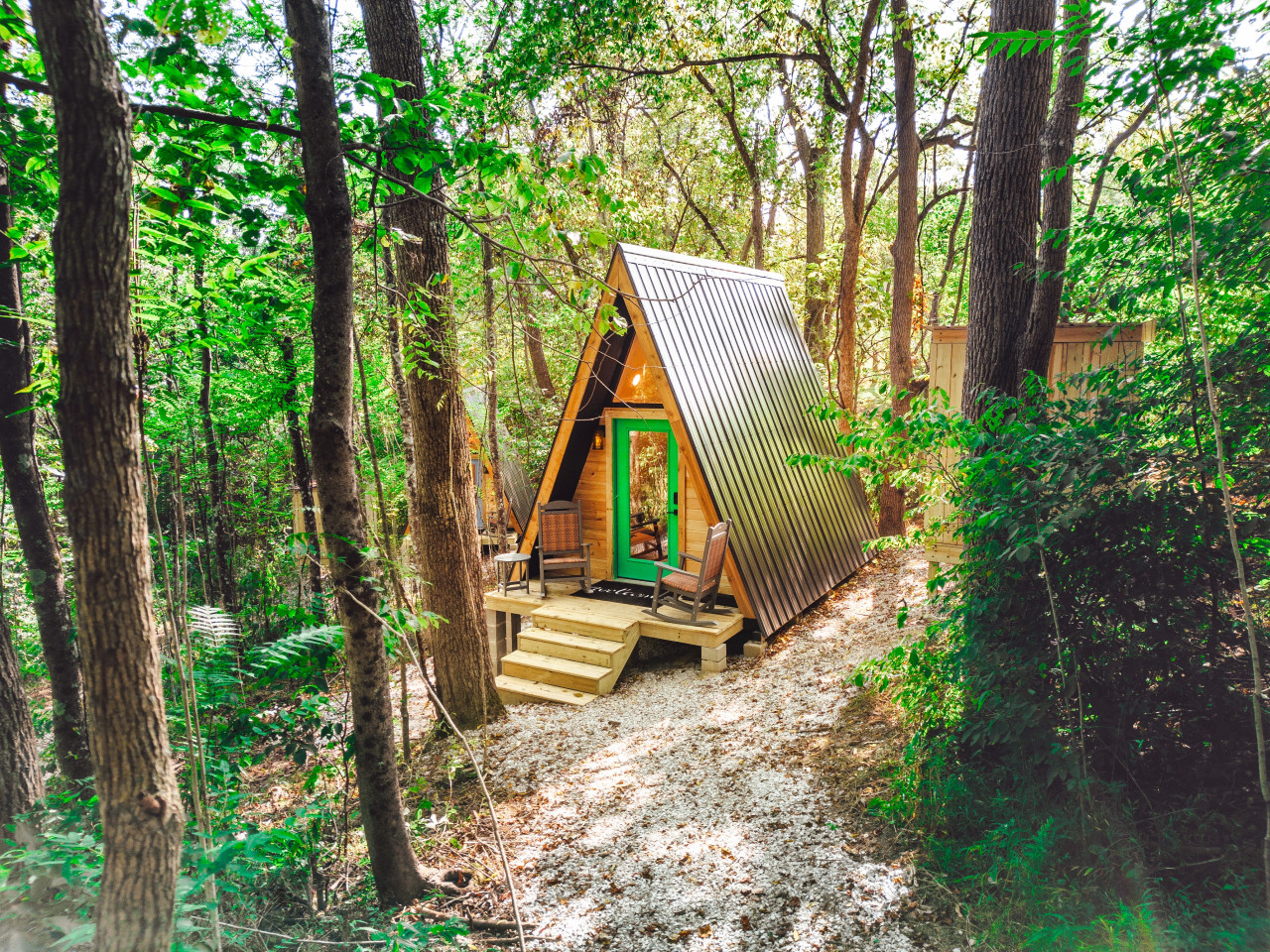 The Green Getaway — Tiny A-frame with hiking out the door