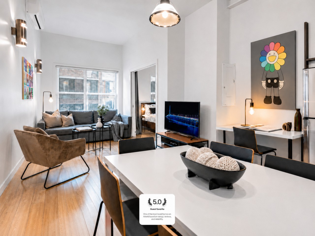 Charming Mezzanine Loft With Modern Amenities - Stylish Urban Retreat - Montreal