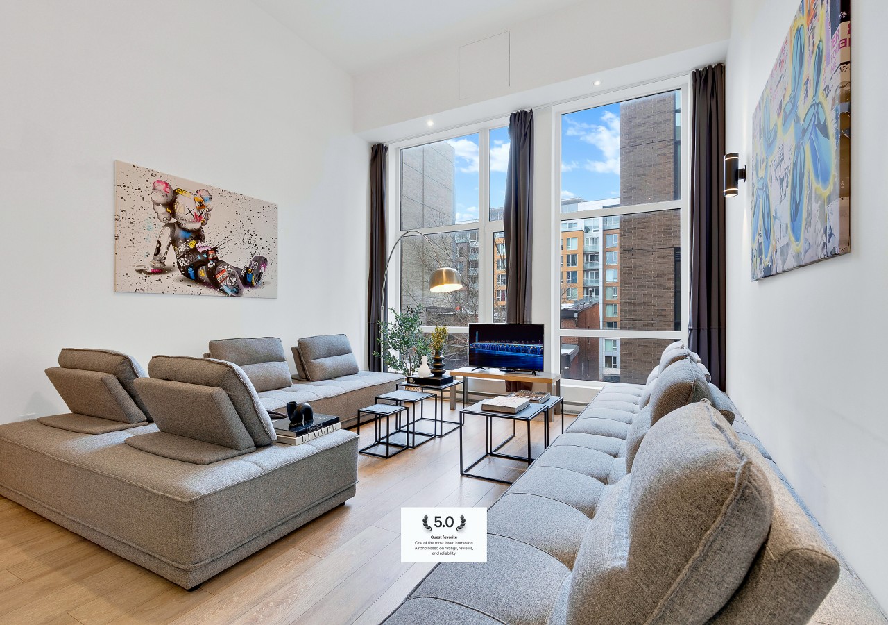 Charming Duplex With Mezzanine And Smart Features - Inviting Getaway - Montreal