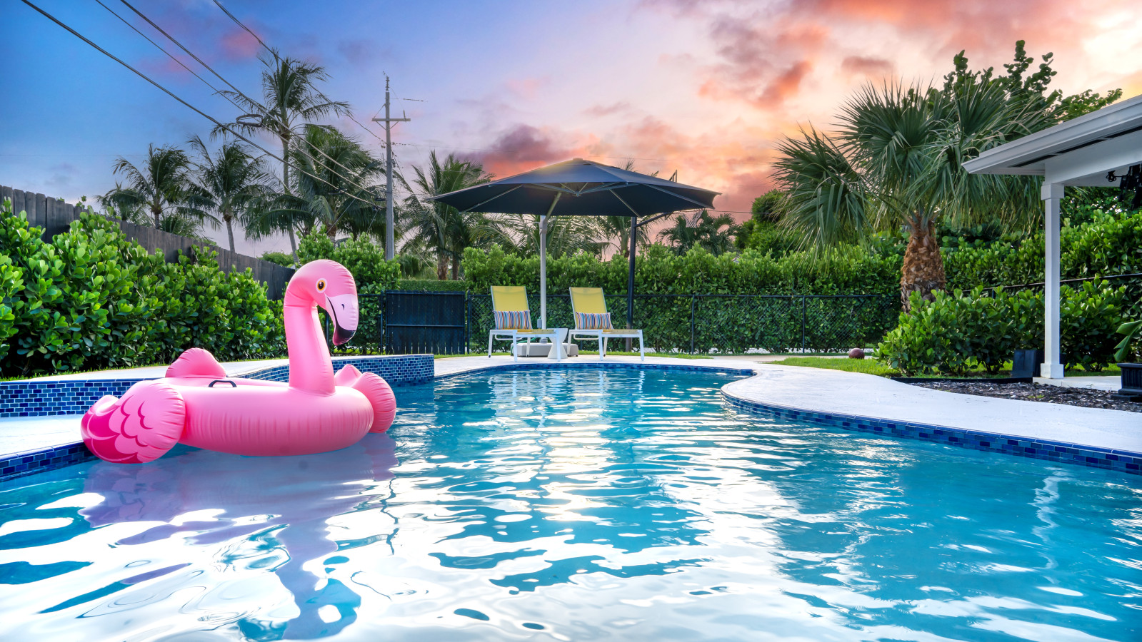 Luxury Home  |Heated Salt Pool, Basketball Hoop, Cinema, Minutes To Atlantic Ave And Beach - Delray Beach, FL