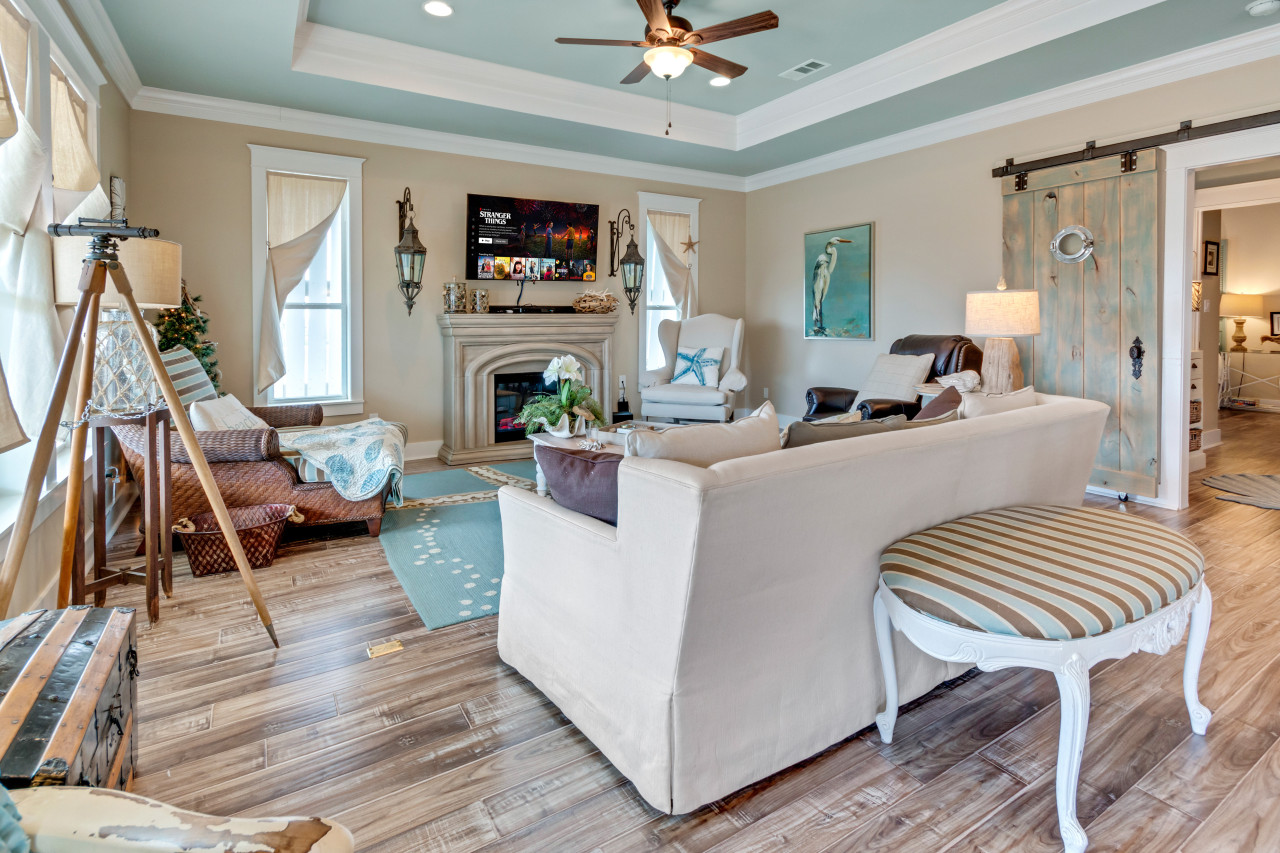 Hot Tub~Golf Cart~Near beach~Coastal Retreat 4