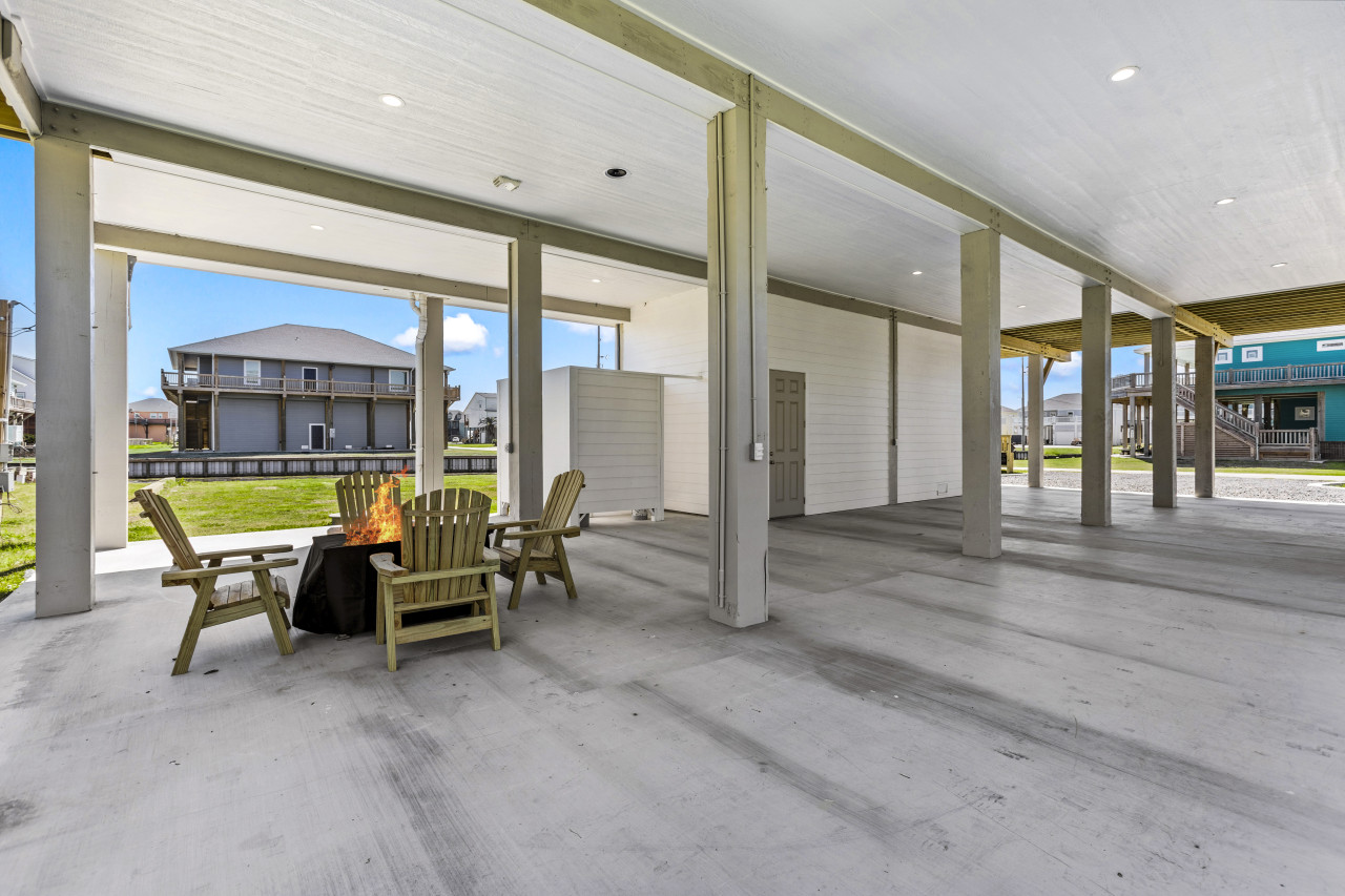 500 ft to beach~Wine Cellar~Fire~For 14 5
