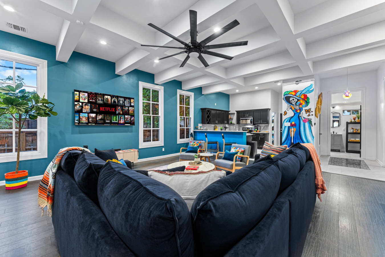 Hot Tub~Sauna~Fire Pit~Putting green~Downtown 4