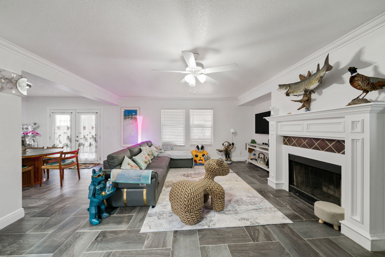 SeaWorld 15min~Themed Kids Rooms~Patio Fun~Play 4