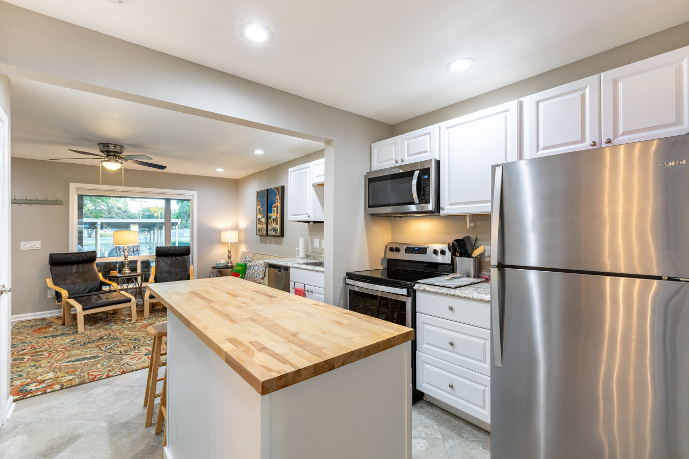 Chill Lake Escape w/ Patio & Waterfront Views 3