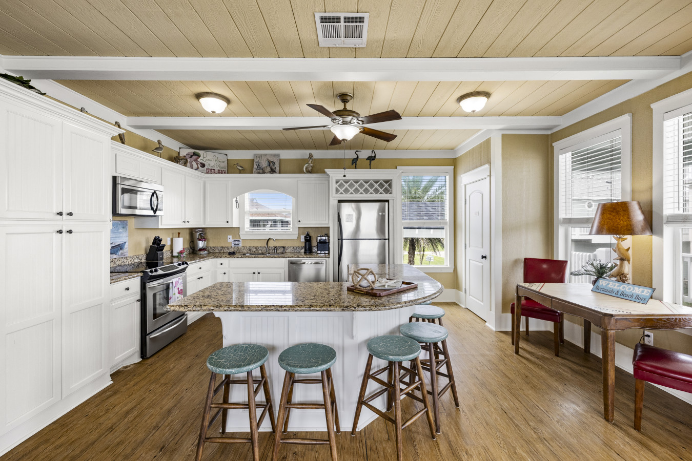 Tiki Bar~Golf Cart~BBQ~ExpansiveDecks~Beach Access 2