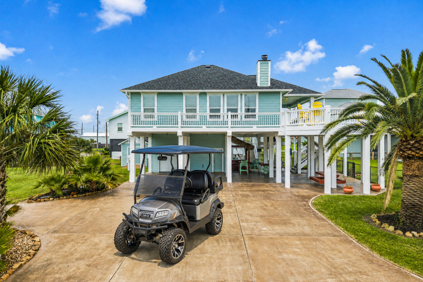 Tiki Bar~Golf Cart~BBQ~ExpansiveDecks~Beach Access 3
