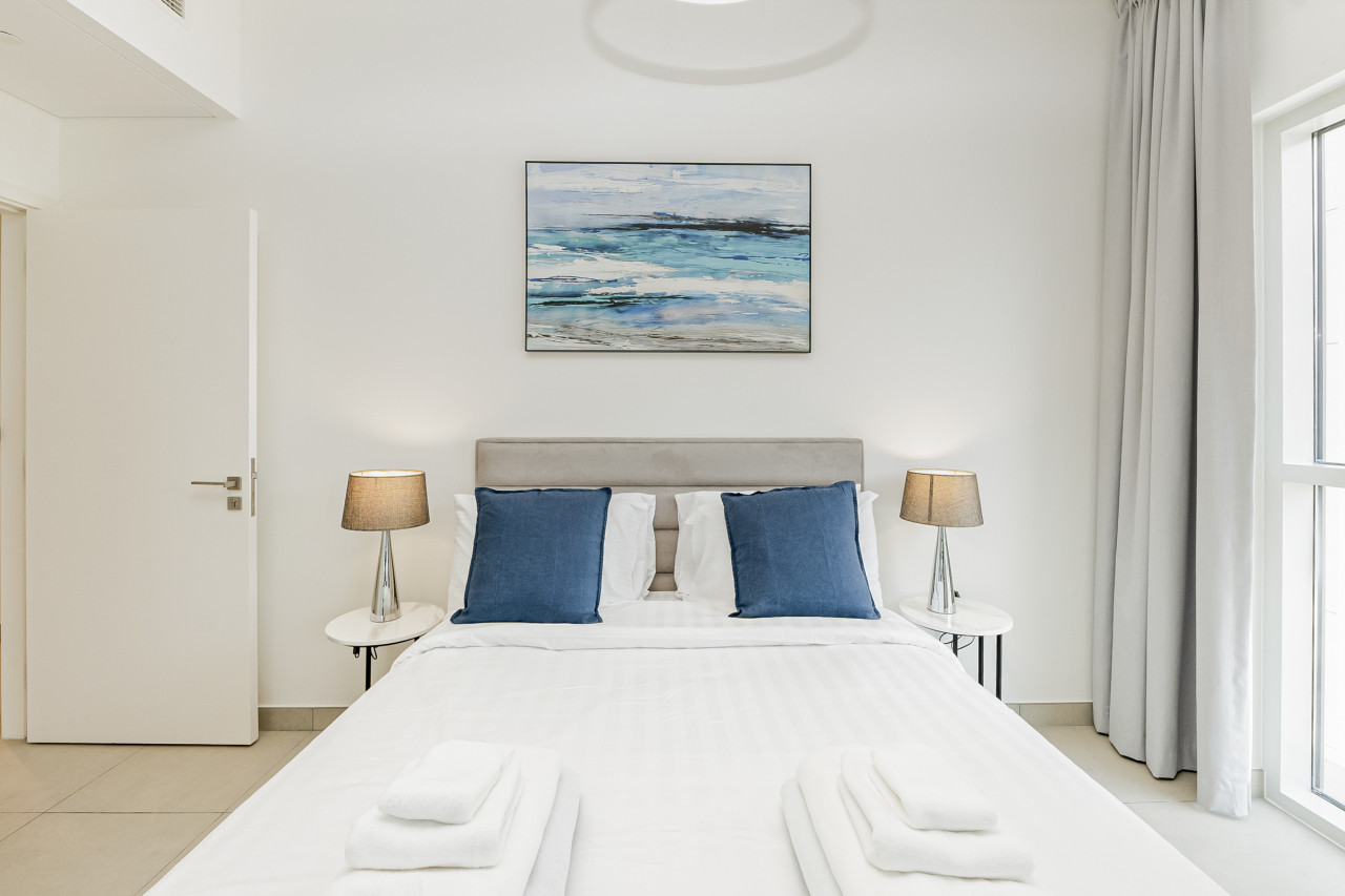 Luxury at Socio Dubai Hills, 2 Beds, Sleeps 4 — image 12 of 28