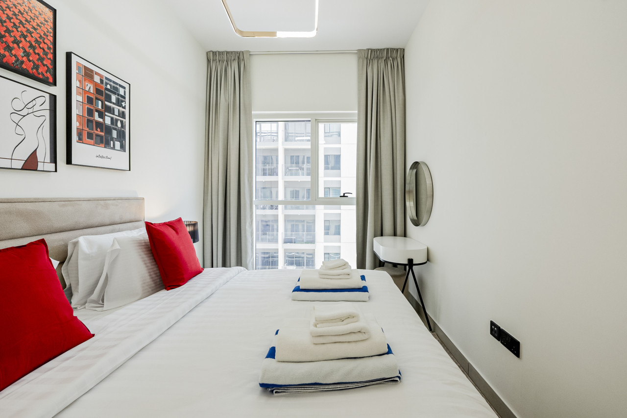 Luxury at Socio Dubai Hills, 2 Beds, Sleeps 4 — image 18 of 28
