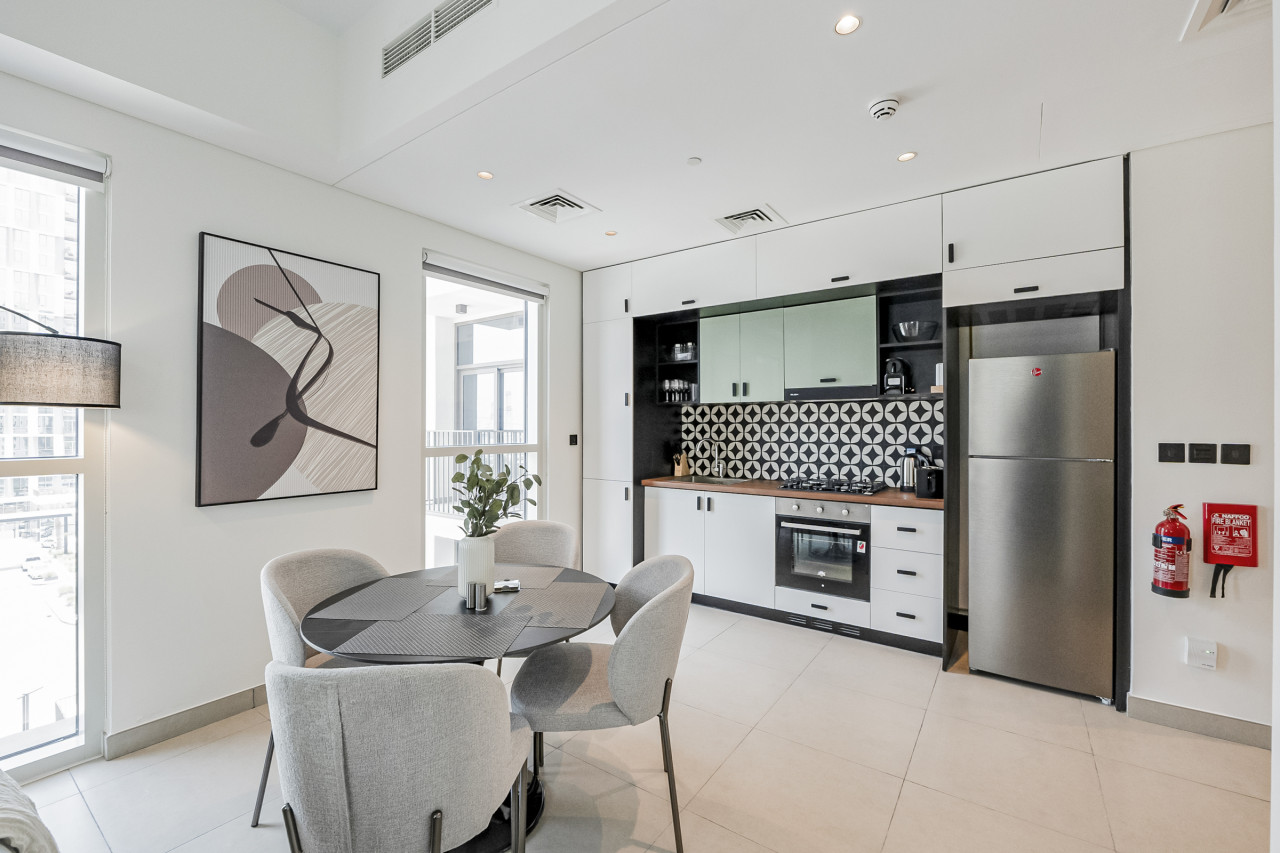 Luxury at Socio Dubai Hills, 2 Beds, Sleeps 4 — image 7 of 28
