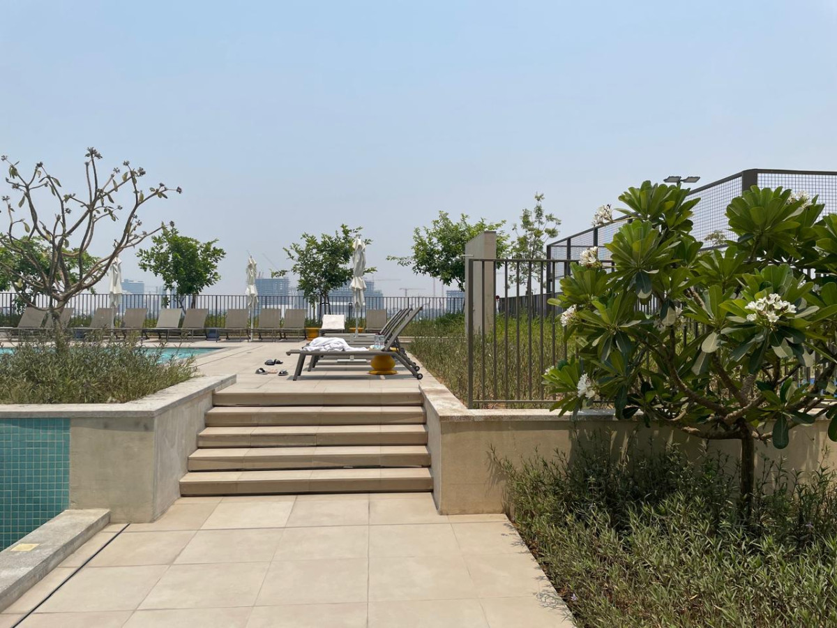 Luxury at Socio Dubai Hills, 2 Beds, Sleeps 4 — image 25 of 28