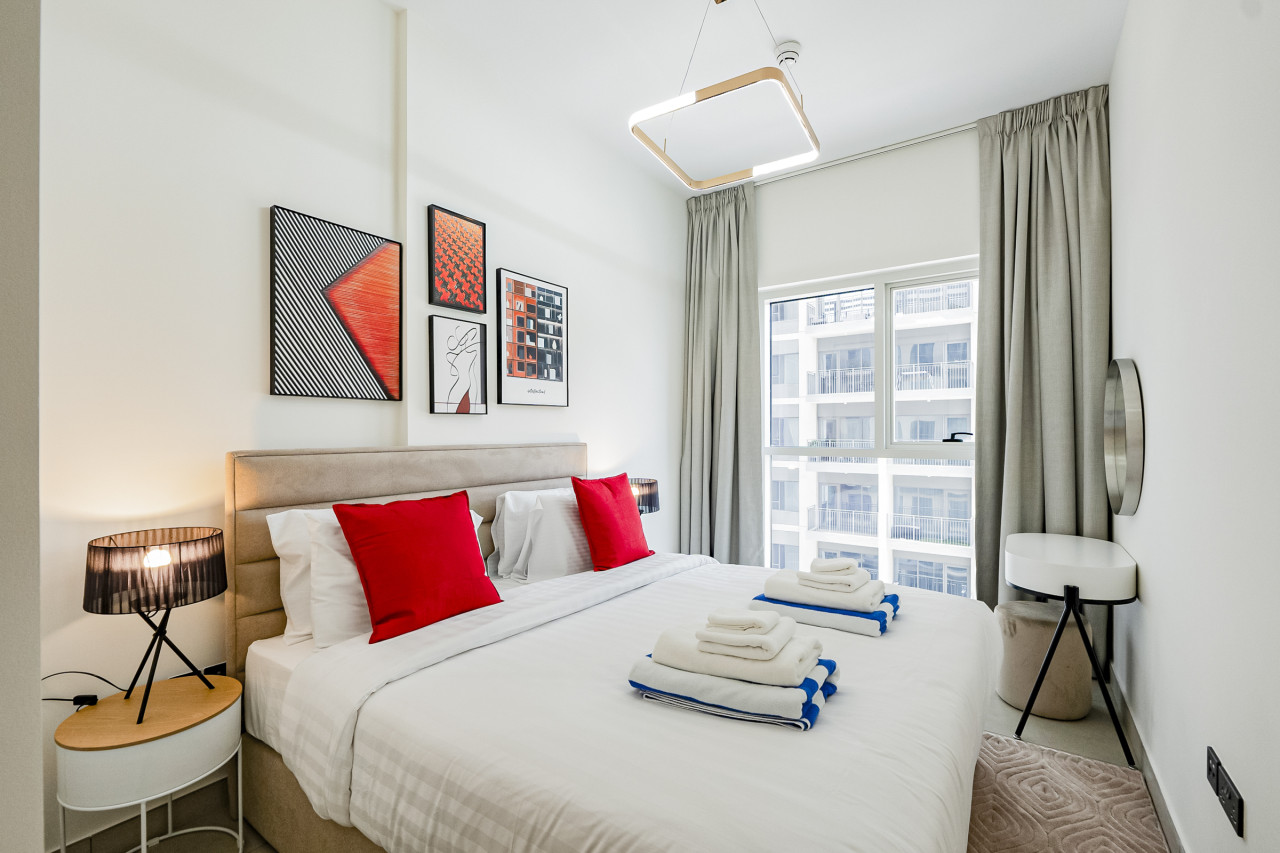 Luxury at Socio Dubai Hills, 2 Beds, Sleeps 4 — image 14 of 28