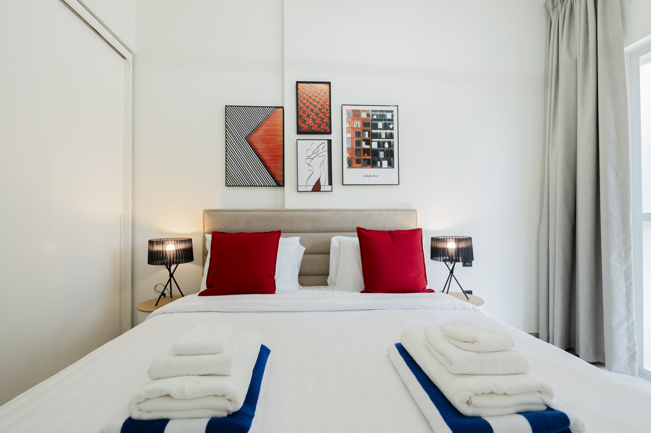 Luxury at Socio Dubai Hills, 2 Beds, Sleeps 4 — image 17 of 28