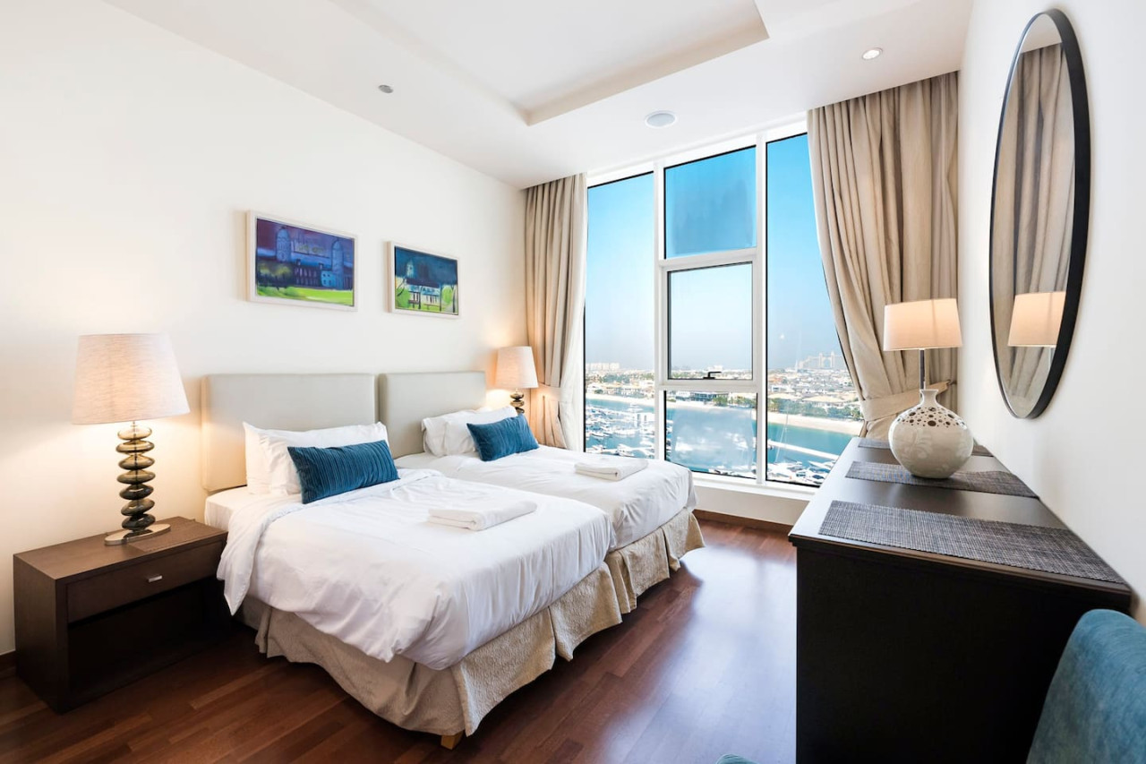 2 BD Tiara Palm Views, Beach & Pool, Amazing views — image 22 of 35