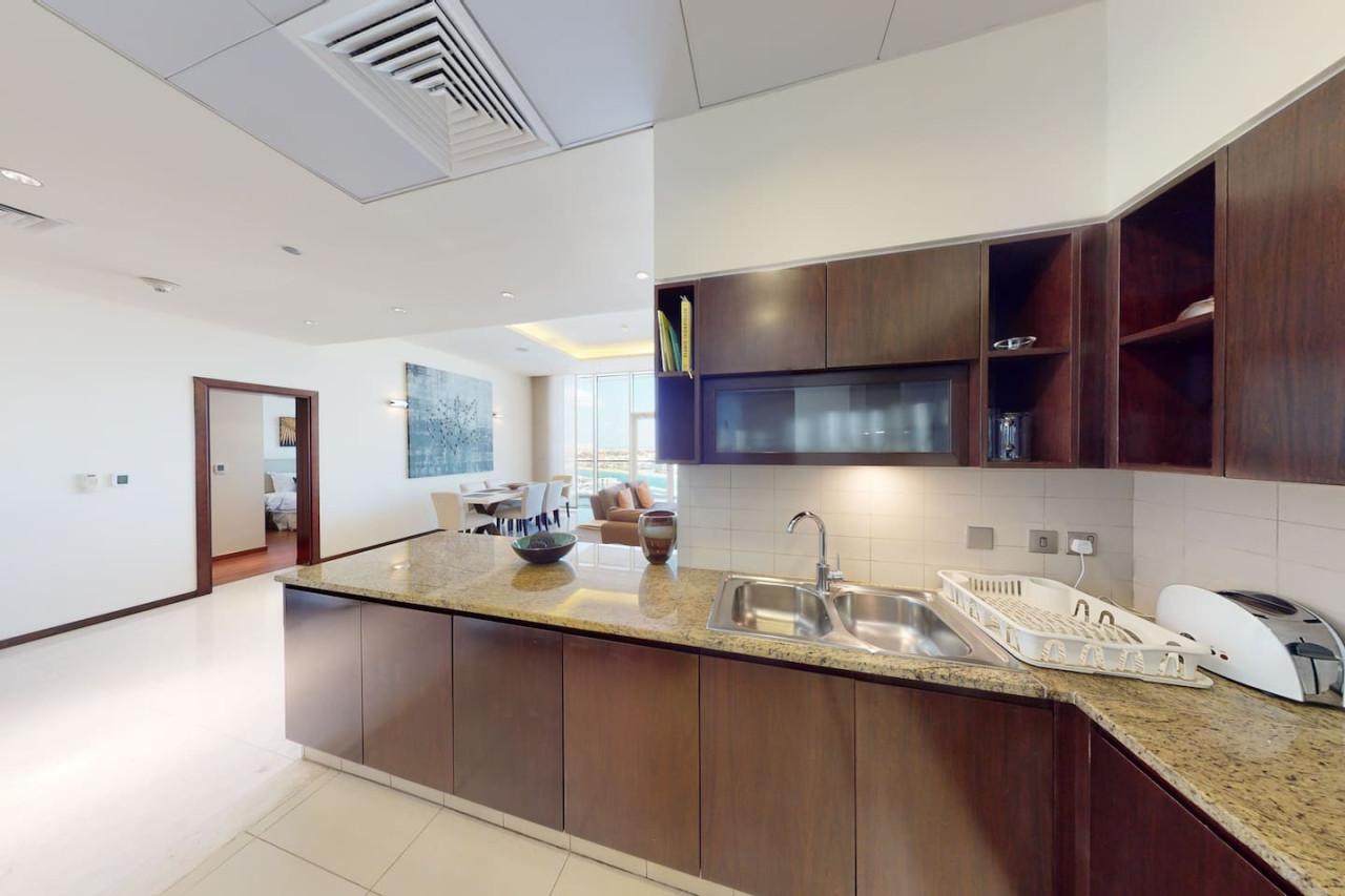 2 BD Tiara Palm Views, Beach & Pool, Amazing views — image 11 of 35
