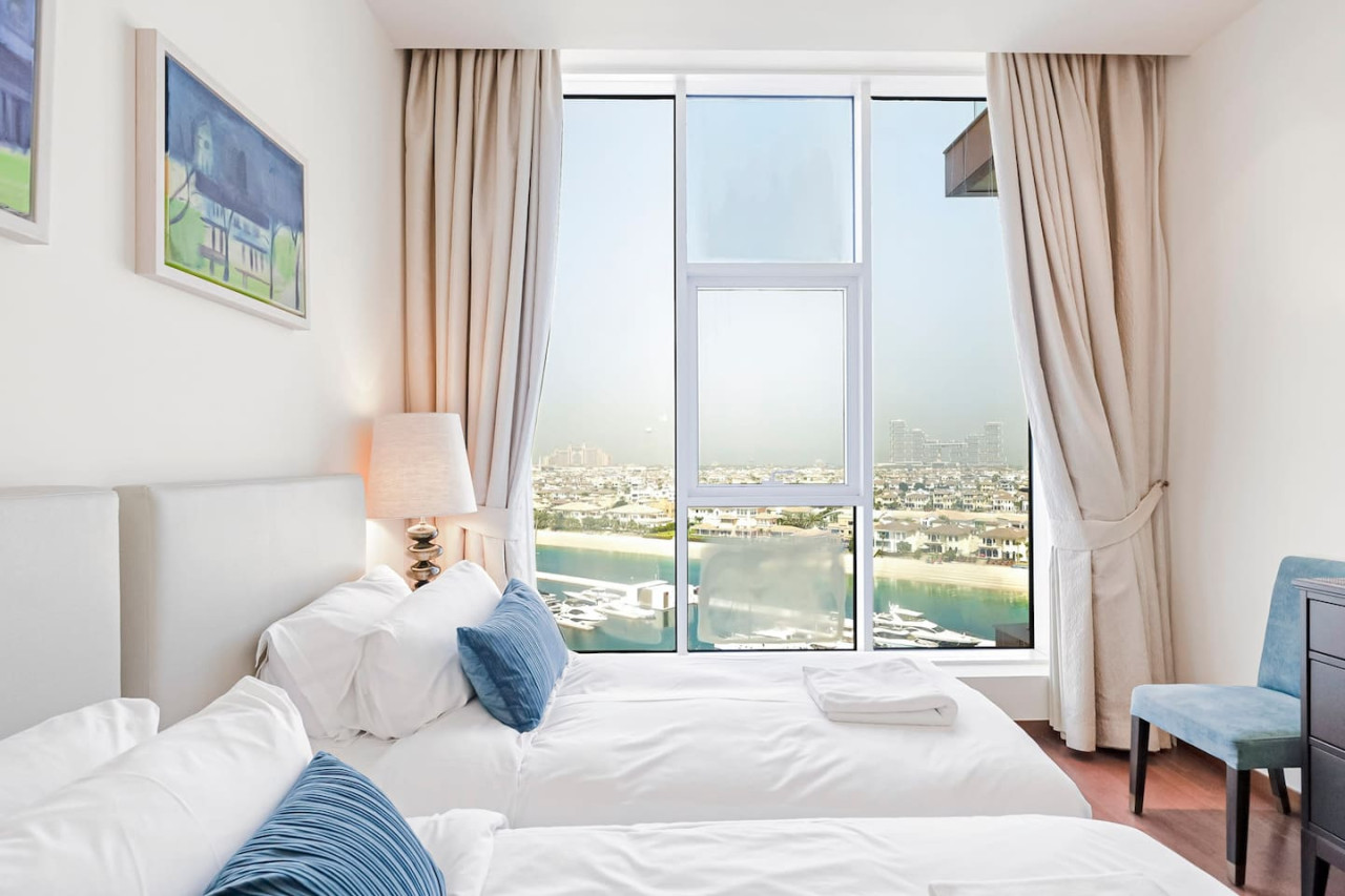2 BD Tiara Palm Views, Beach & Pool, Amazing views — image 21 of 35