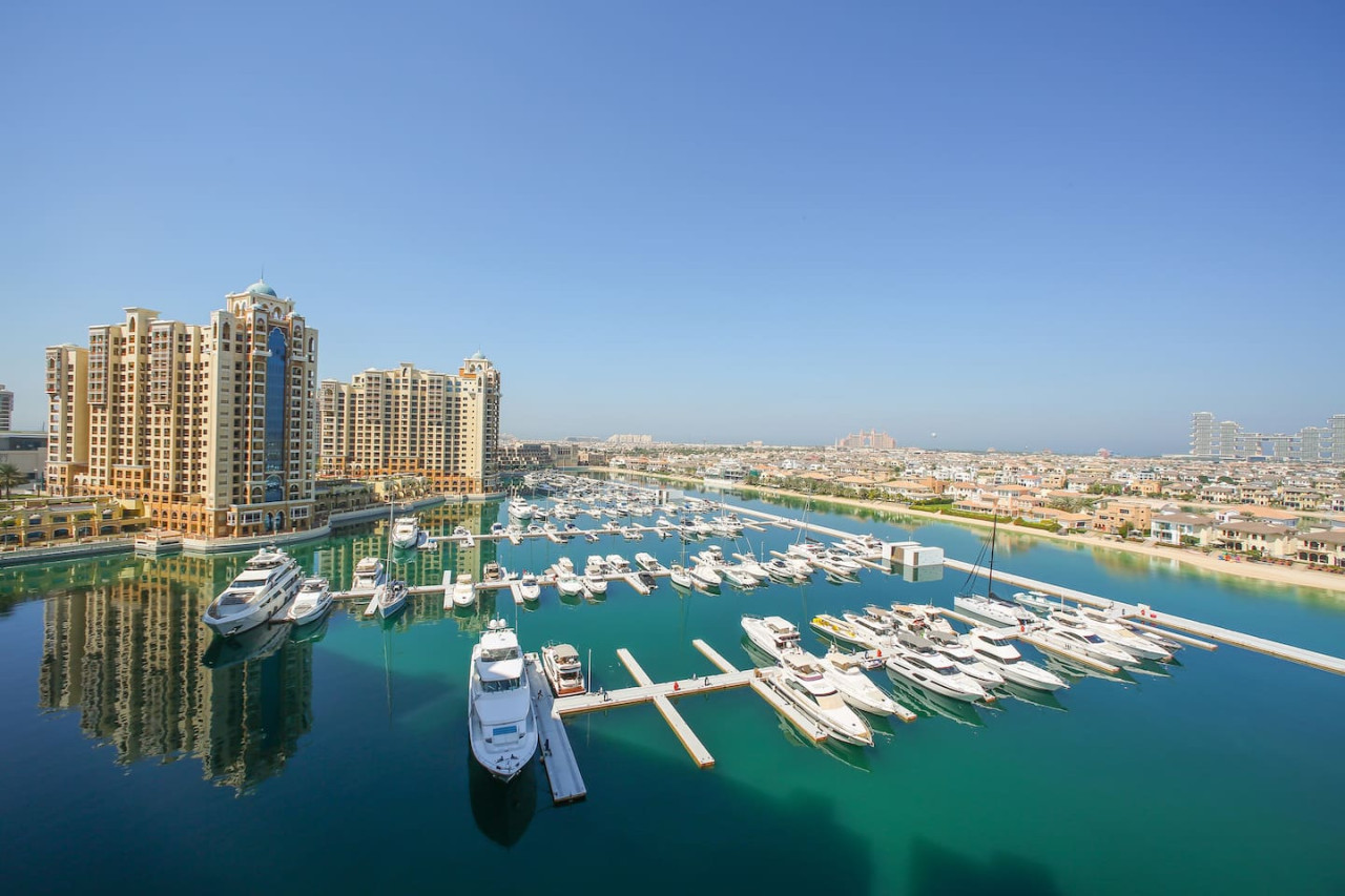2 BD Tiara Palm Views, Beach & Pool, Amazing views — image 29 of 35
