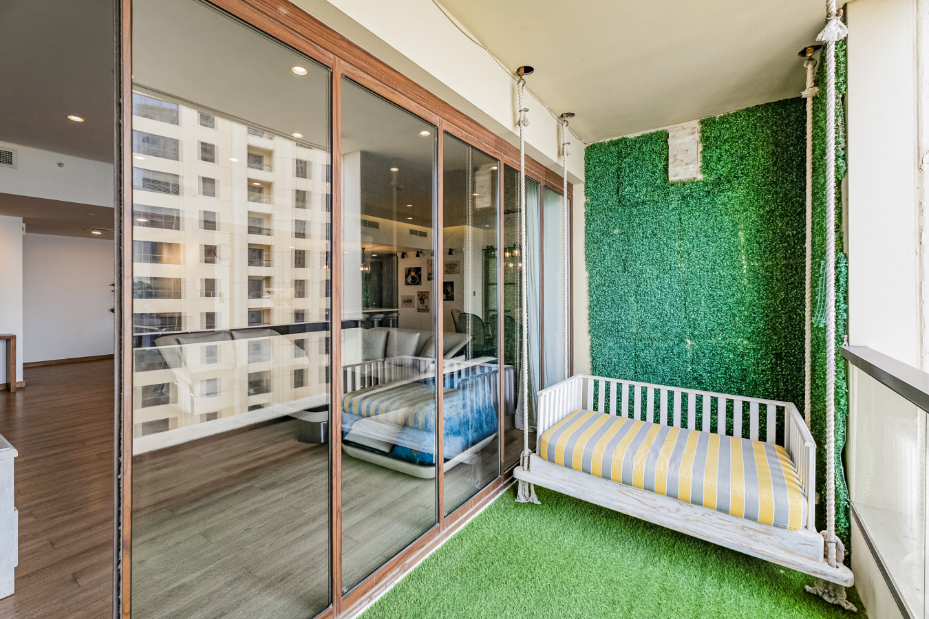 JBR Bahar Beach Views, 4 beds — image 49 of 51