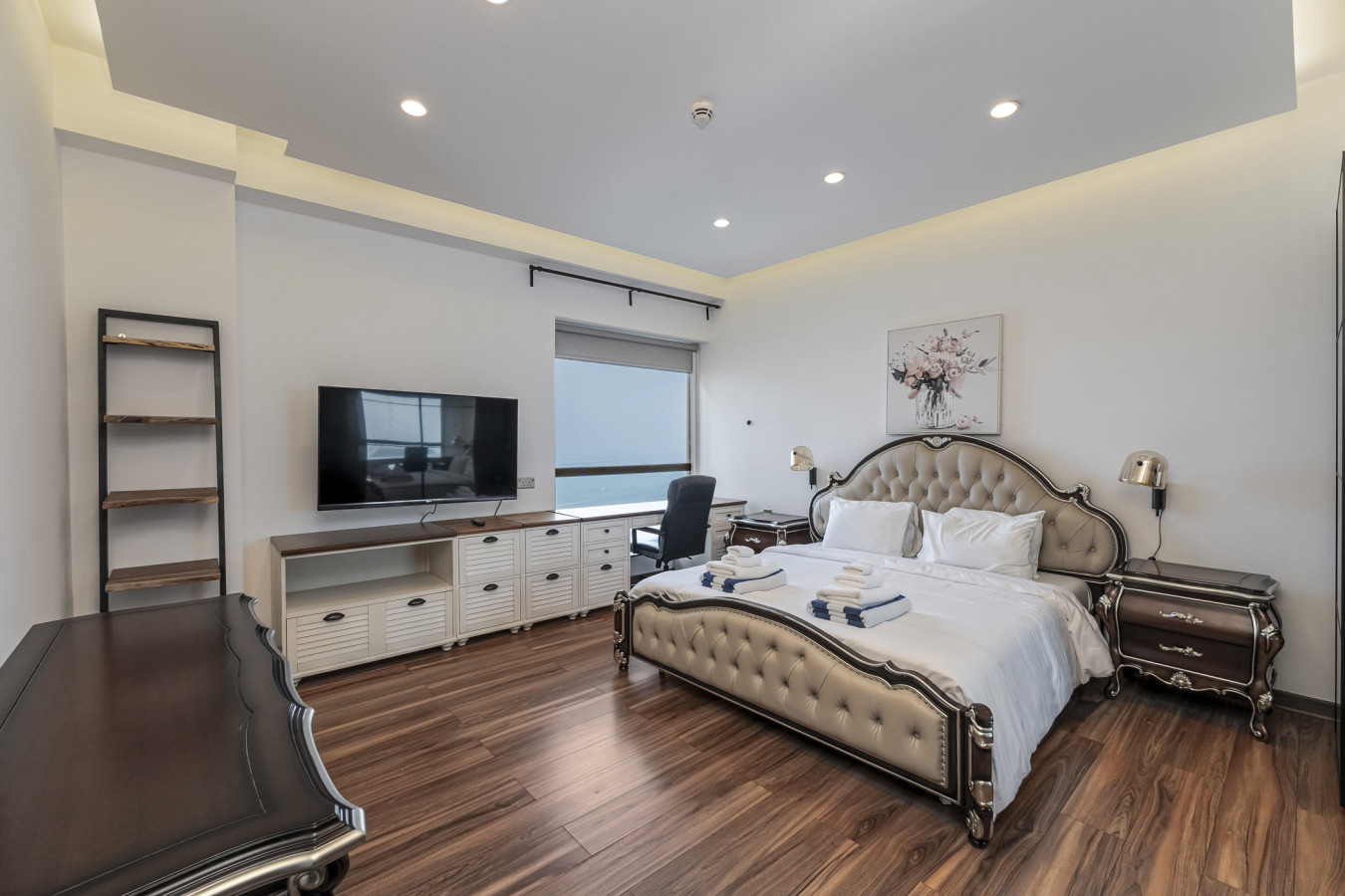 JBR Bahar Beach Views, 4 beds — image 1 of 51