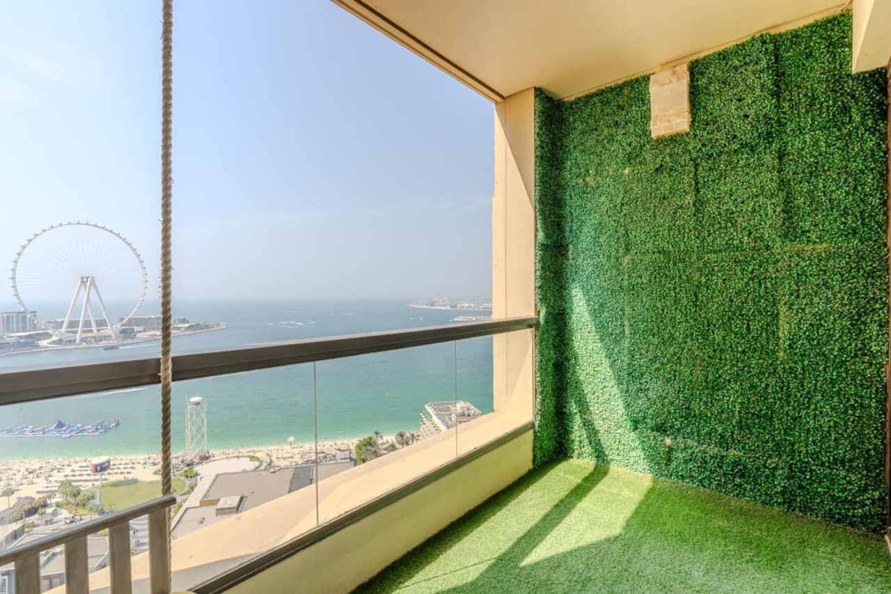 JBR Bahar Beach Views, 4 beds — image 15 of 51