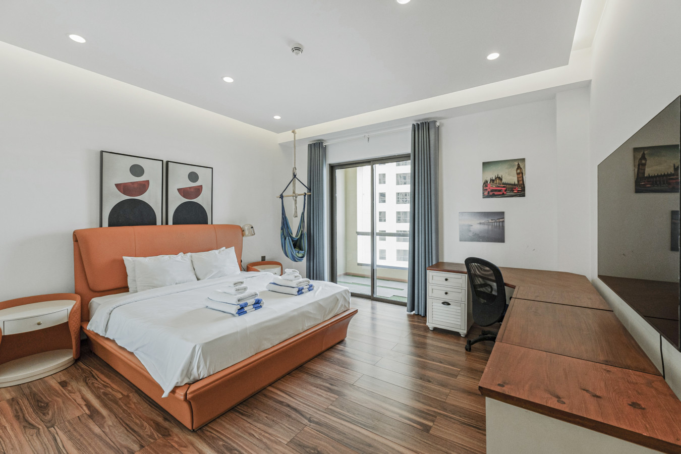 JBR Bahar Beach Views, 4 beds — image 36 of 51