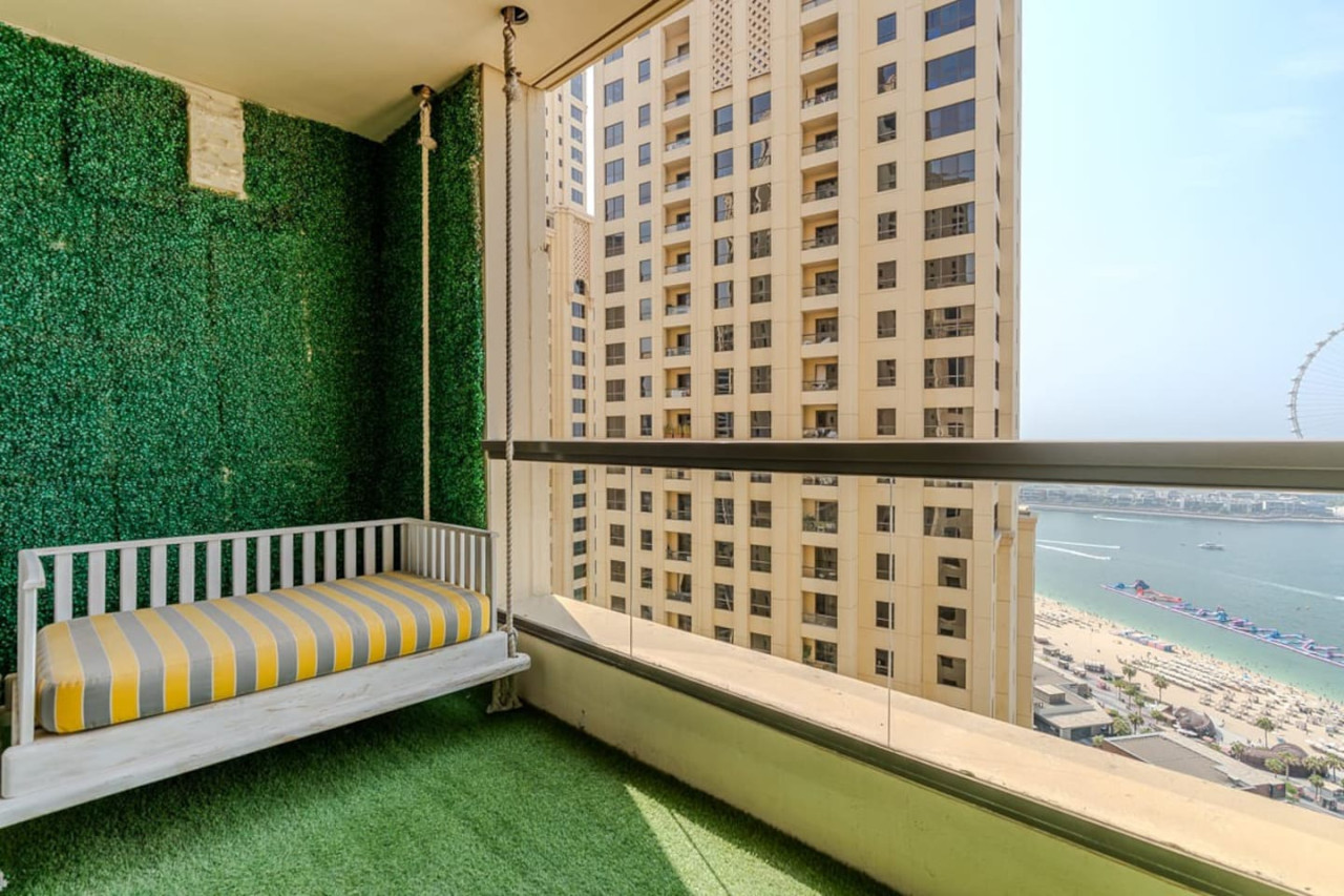 JBR Bahar Beach Views, 4 beds — image 13 of 51