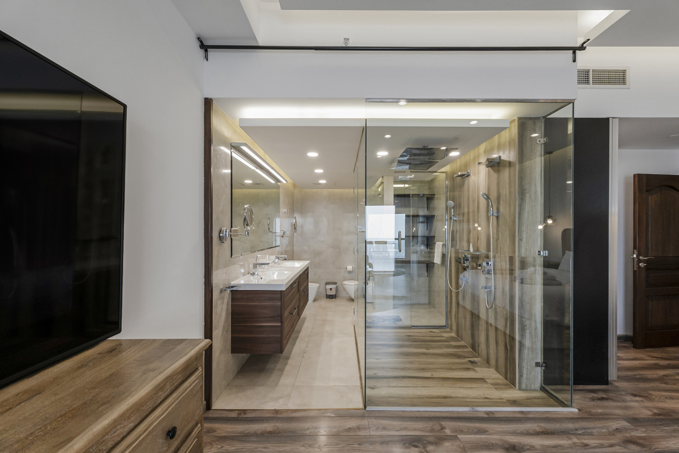 JBR Bahar Beach Views, 4 beds — image 34 of 51