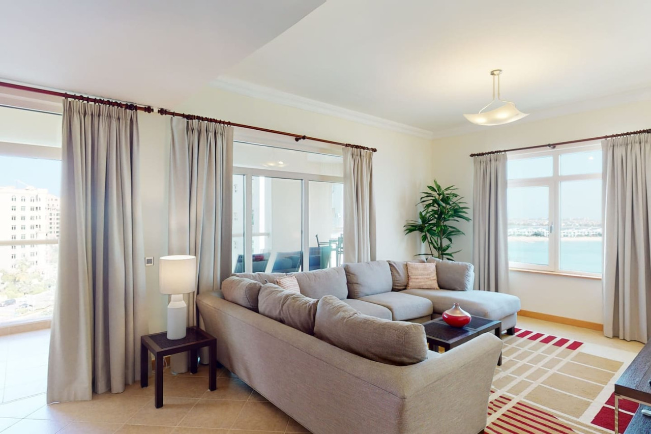 Al Dabas Beach Views, 3BD Sleeps 6, Beachfront — image 7 of 37