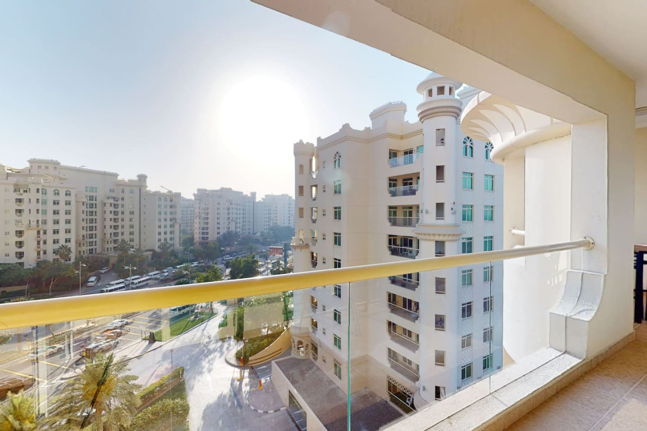 Al Dabas Beach Views, 3BD Sleeps 6, Beachfront — image 27 of 37